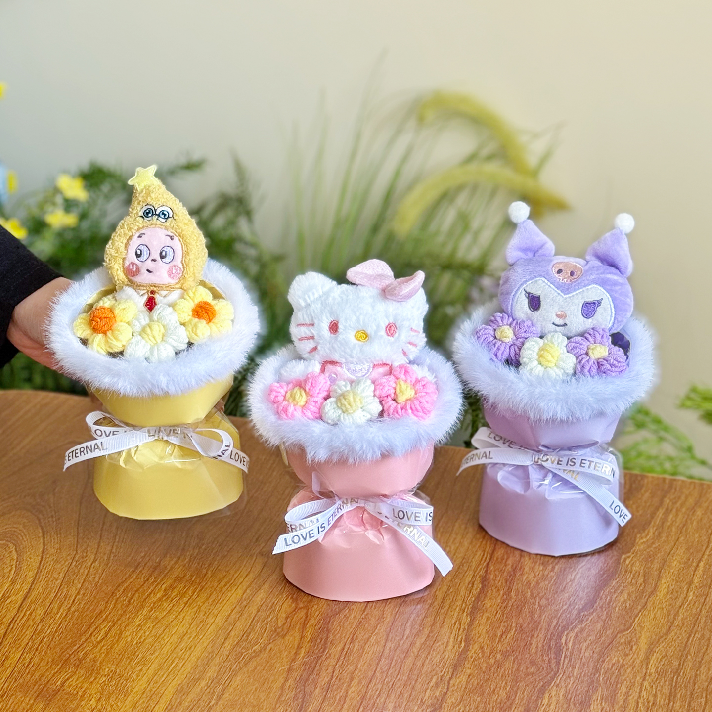 手工编织毛线花凯蒂猫星星玩偶花