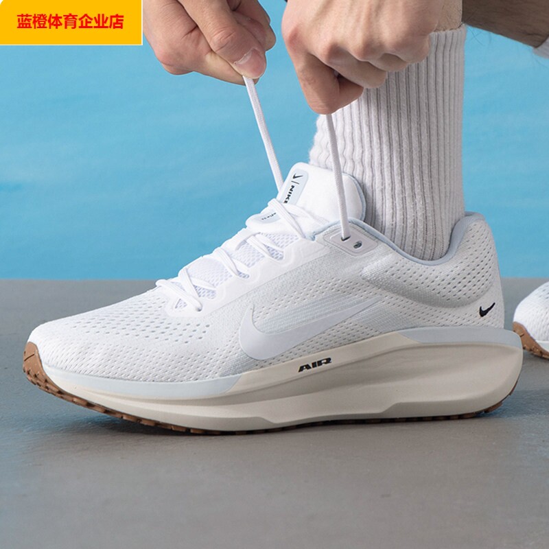 NIKE轻便休闲跑鞋男夏季新
