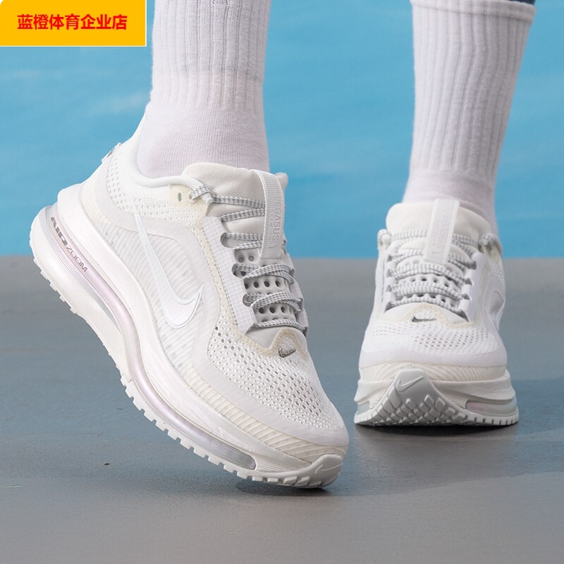 NIKE轻便跑步鞋女鞋春季新款女子休闲跑鞋减震运动鞋IO9918