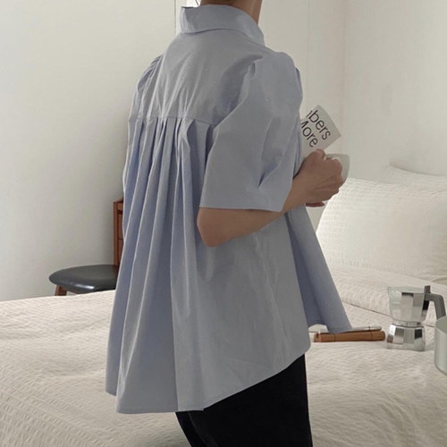 chic翻领后背压褶宽松泡泡袖衬衫