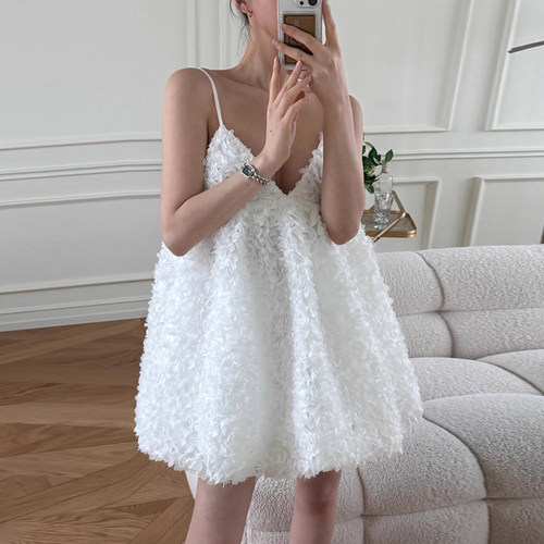 重工立体提花吊带连衣裙