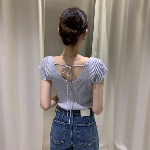 良良小心机系带露背短袖针织衫女