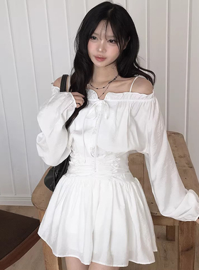 良良家 温柔风一字领露肩收腰连衣裙女春季新款短款长袖衬衫裙