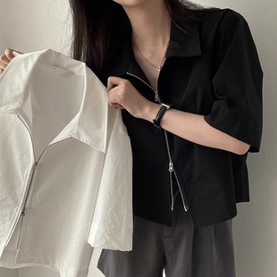 上衣女 衬衫 韩国chic夏季 复古百搭翻领双拉链设计宽松休闲纯色短袖