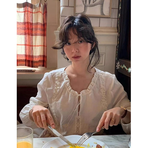 甜美减龄娃娃领衬衫上衣女