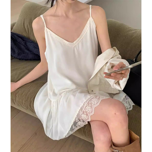 新款 V领小个子短裙 甜美减龄裙摆拼接蕾丝吊带连衣裙女春季 良良家