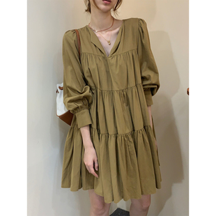 良良家小众慵懒风褶皱感连衣裙女秋季韩版宽松遮肉显瘦气质短裙子