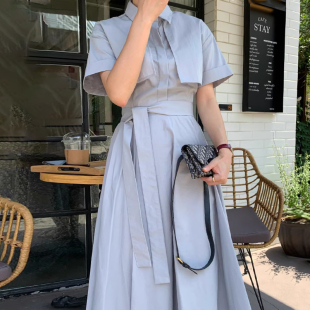 法式复古大裙摆连衣裙女夏季设计感小众翻领系带收腰显瘦纯色长裙