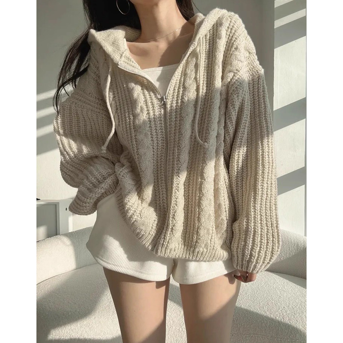 慵懒风麻花纹抽绳连帽针织开衫外套女2025冬季新款宽松灯笼袖毛衣,女装/女士精品,毛衣,淘宝优惠券,粉丝福利购,淘宝优惠卷