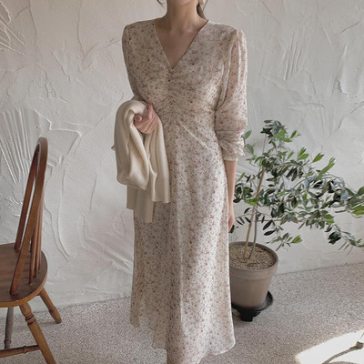 chicV领满屏碎花收腰雪纺连衣裙