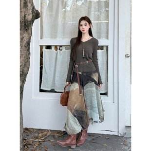 新款 时尚 女秋季 纯色连帽针织衫 不规则雪纺扎染半身裙两件套 套装