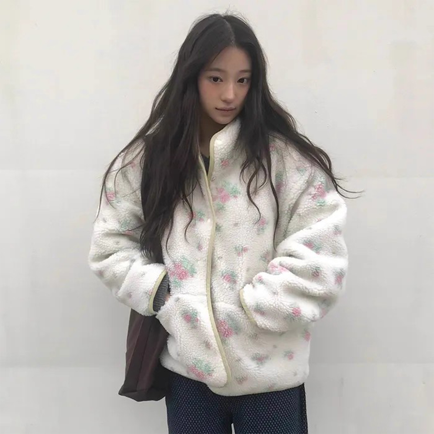 花朵正反两穿仿羊羔毛短外套女