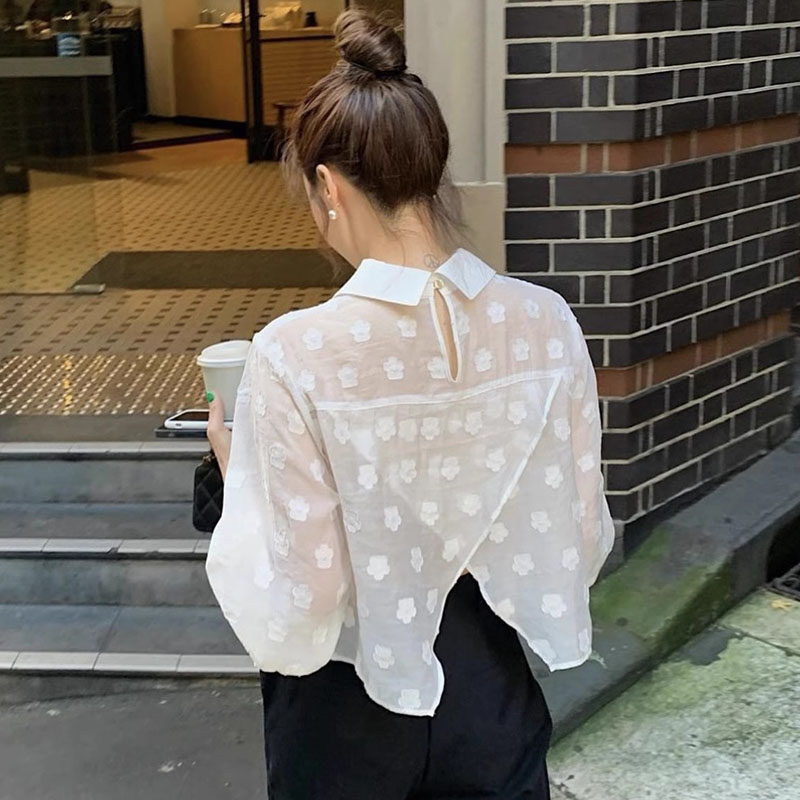 法式温柔尖尖领提花衬衫女
