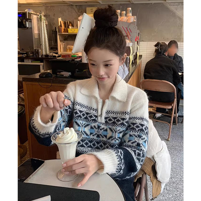 费尔岛撞色提花翻领半拉链毛衣