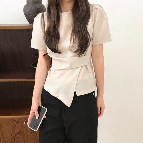 设计感褶皱不规则短袖衬衫