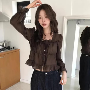 良良家温柔风木耳边皱褶收腰长袖衬衫女夏季新款透气短款雪纺衫
