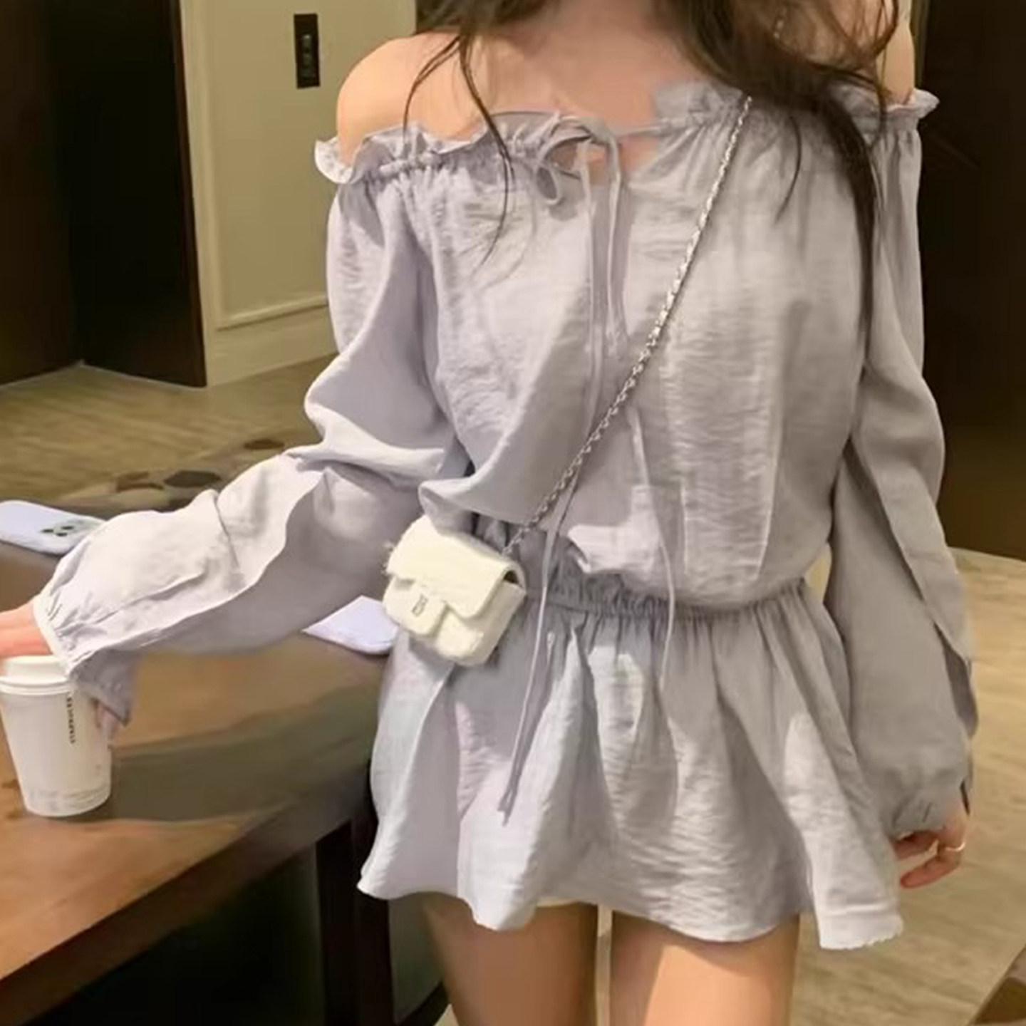 良良家 春季新款甜美风木耳边一字领绑带露肩系带收腰连衣裙女