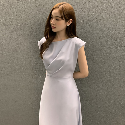 chic圆领压褶感无袖背心连衣裙女