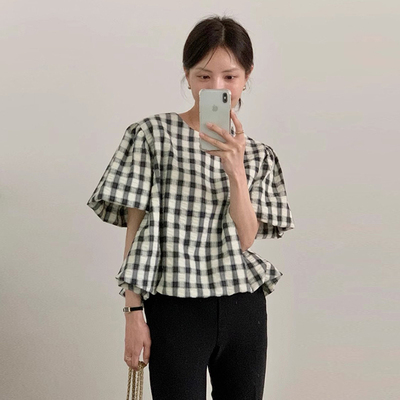 良良家复古格纹短款泡泡袖衬衫女