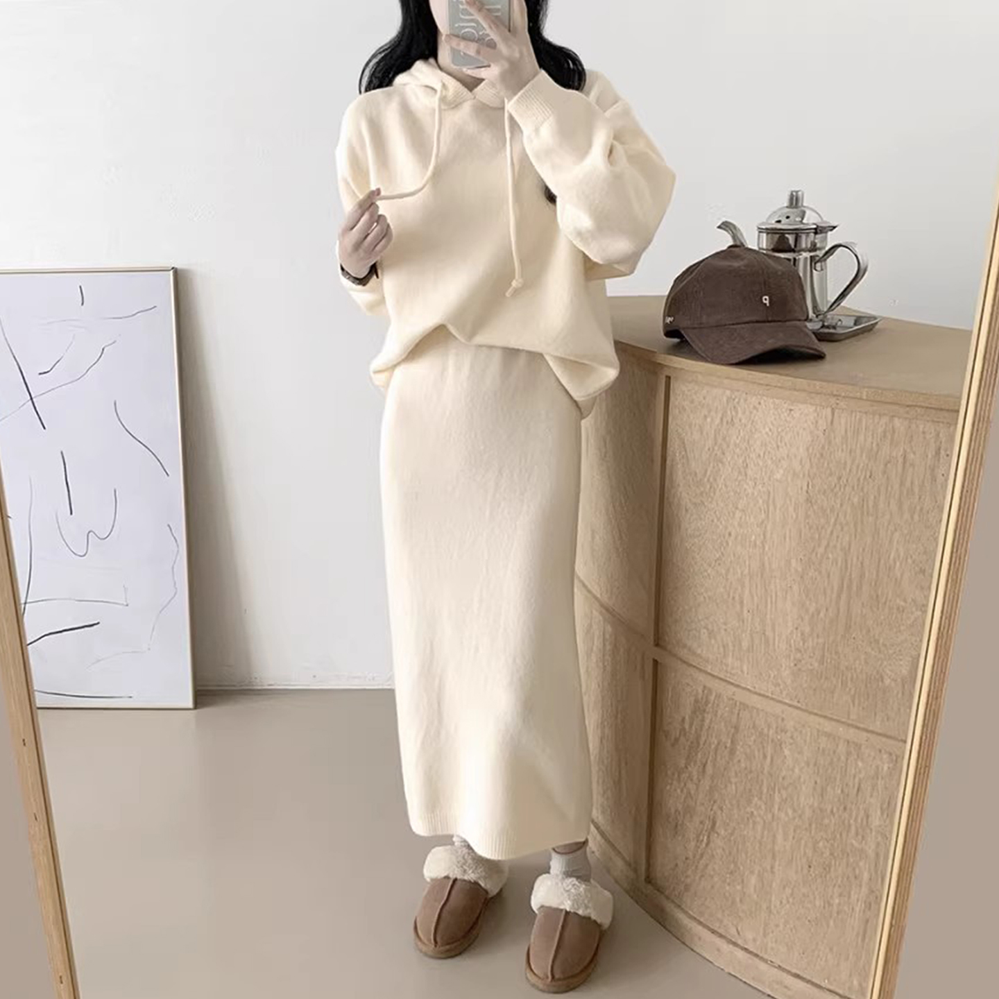 宽松软糯连帽卫衣直筒半身裙套装