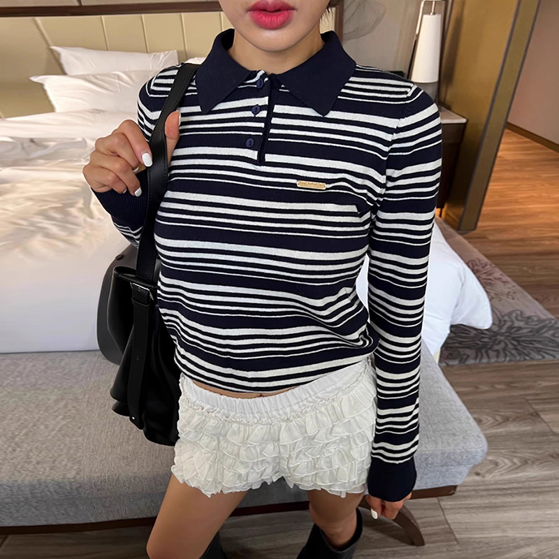 金属小标签百搭长袖条纹针织衫