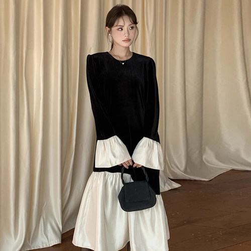 不规则荷叶边宽松休闲丝绒连衣裙