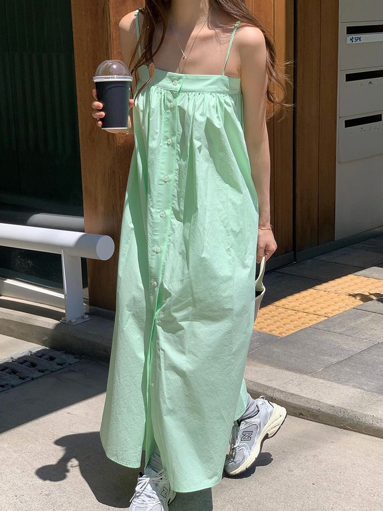 单排扣褶皱宽松休闲吊带连衣裙