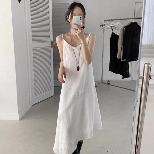 纯色不对称下摆吊带连衣裙长裙女
