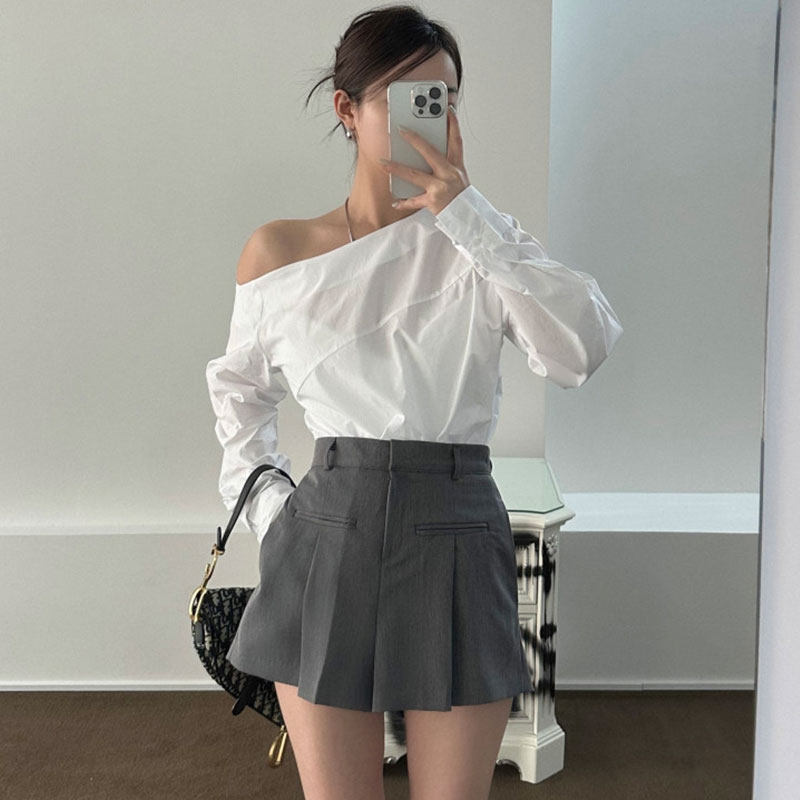 한국의 시크한 봄 다재다능한 경사진 어깨 불규칙 디자인 긴팔 셔츠 + 여성용 하이웨이스트 와이드 레그 캐주얼 팬츠 반바지