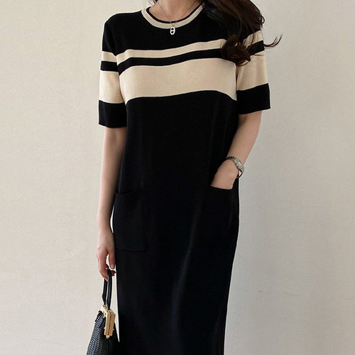chic圆领拼色宽松短袖针织连衣裙