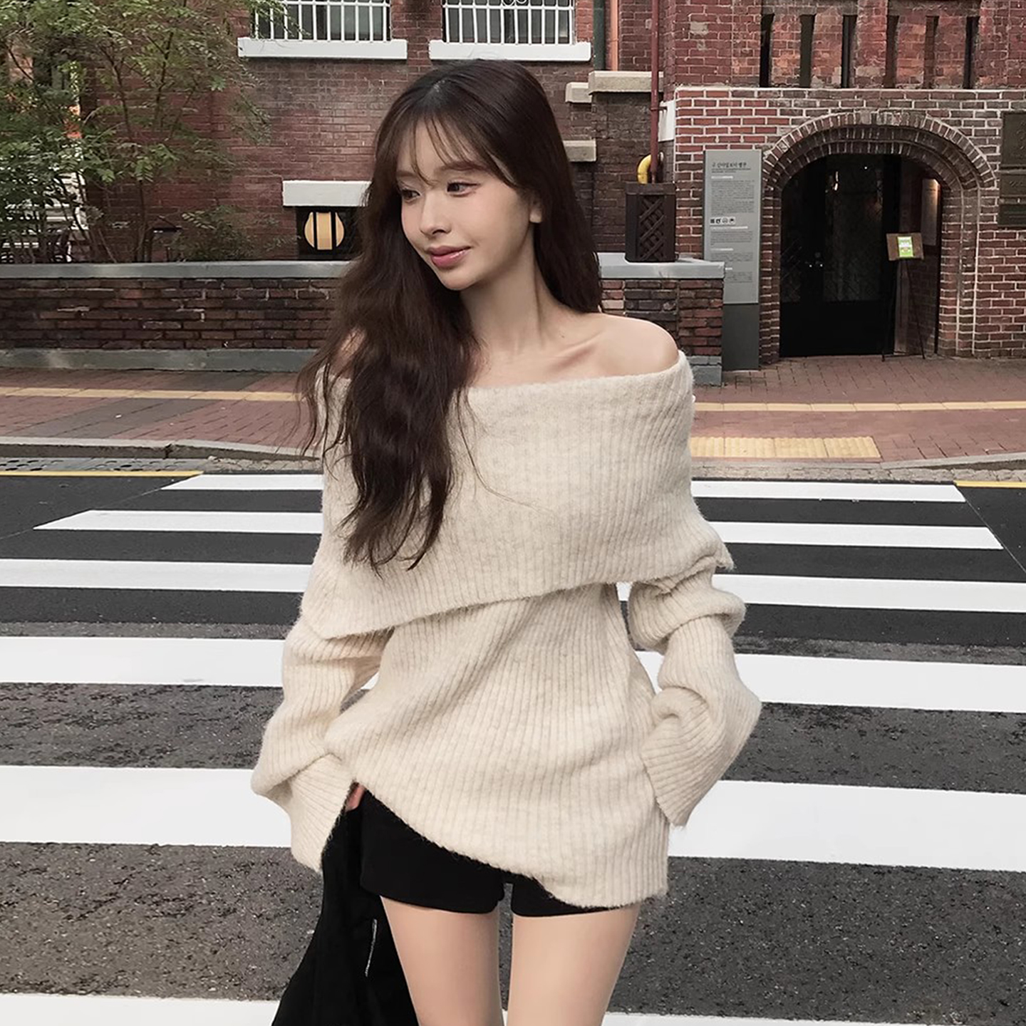 小性感一字领翻边露肩针织衫毛衣