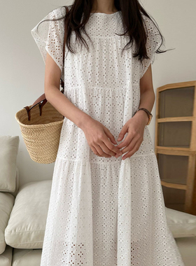 法式温柔白色连衣裙女夏季甜美风花型镂空花瓣袖宽松休闲纯色长裙
