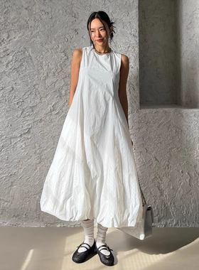 良良家白色无袖花苞裙背心连衣裙女夏季新款法式高级感宽松长裙子