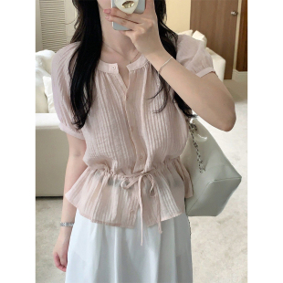 甜美风粉色坑条衬衫女夏季韩系抽绳系带收腰显瘦泡泡袖小衫上衣