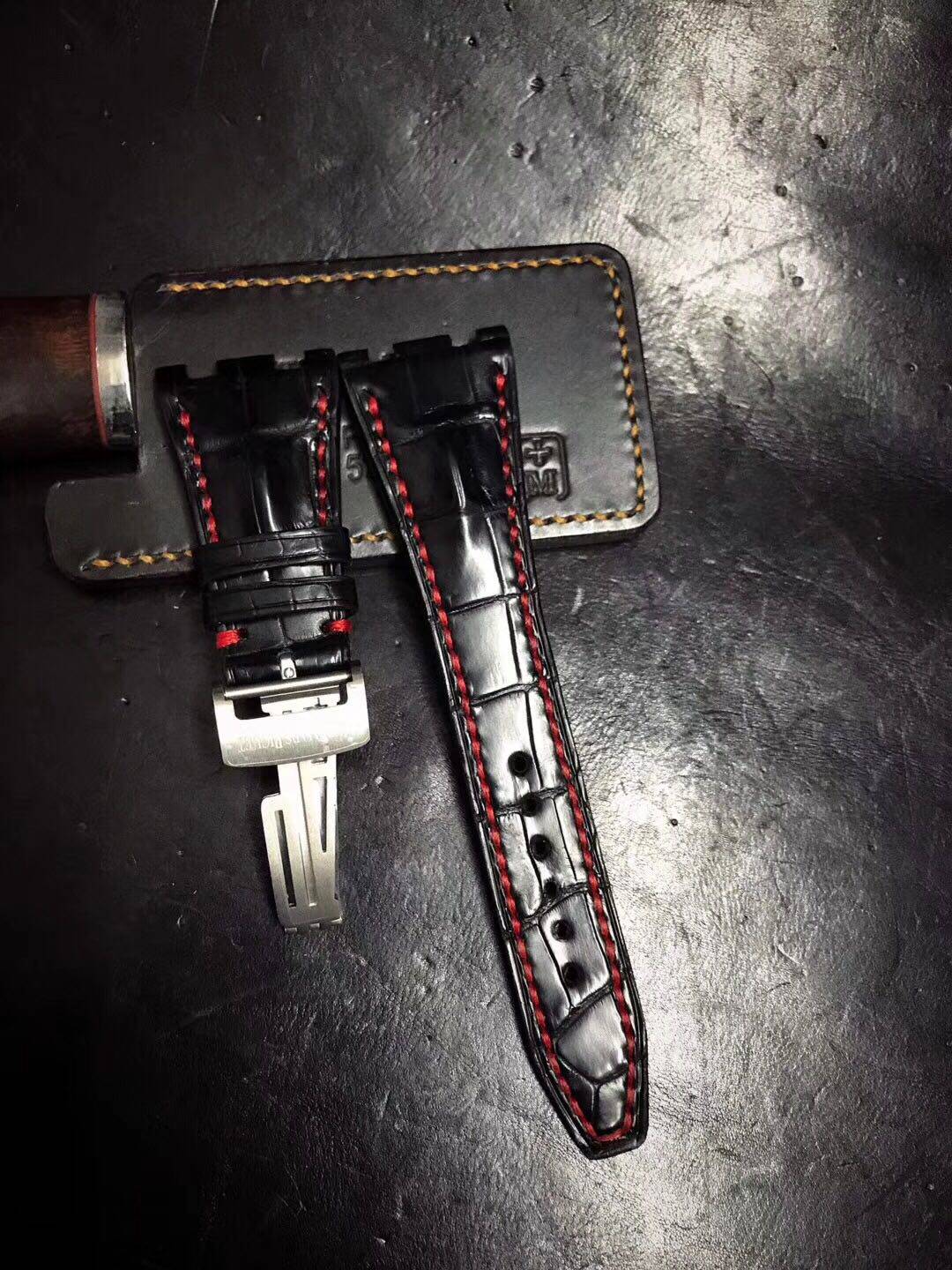卓越表行 适配原装AP皇家橡树离岸型 鳄鱼皮真皮表带 26 28mm