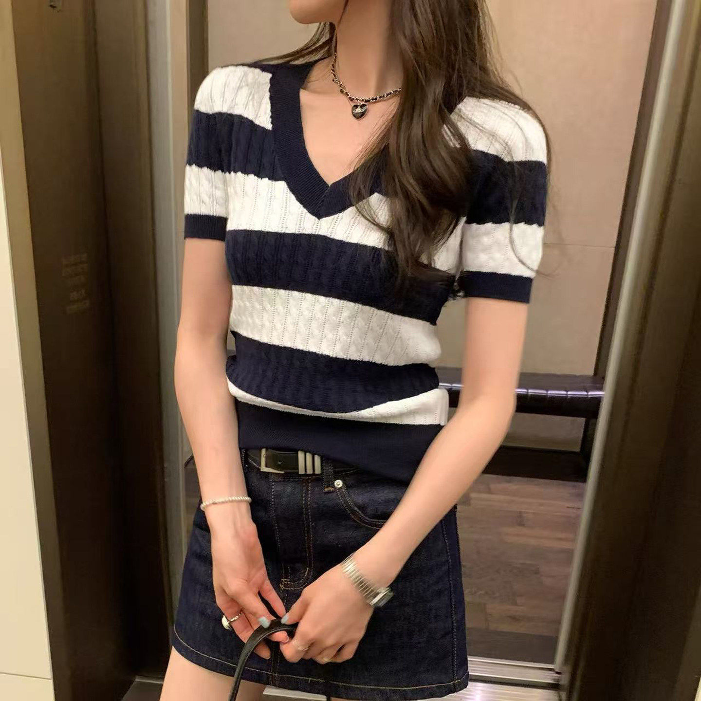 2026春季新款100%纯棉短袖女高端V领拼色麻花镂空薄款T恤针织衫