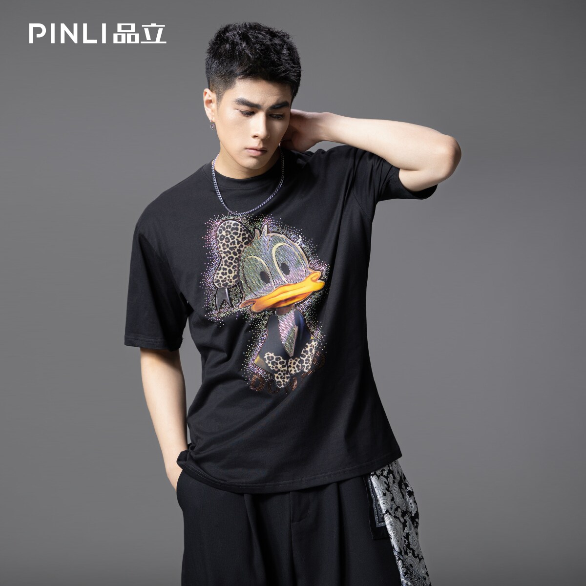 PINLI品立夏季新款男士唐老鸭烫画烫钻圆领短袖T恤潮牌上衣