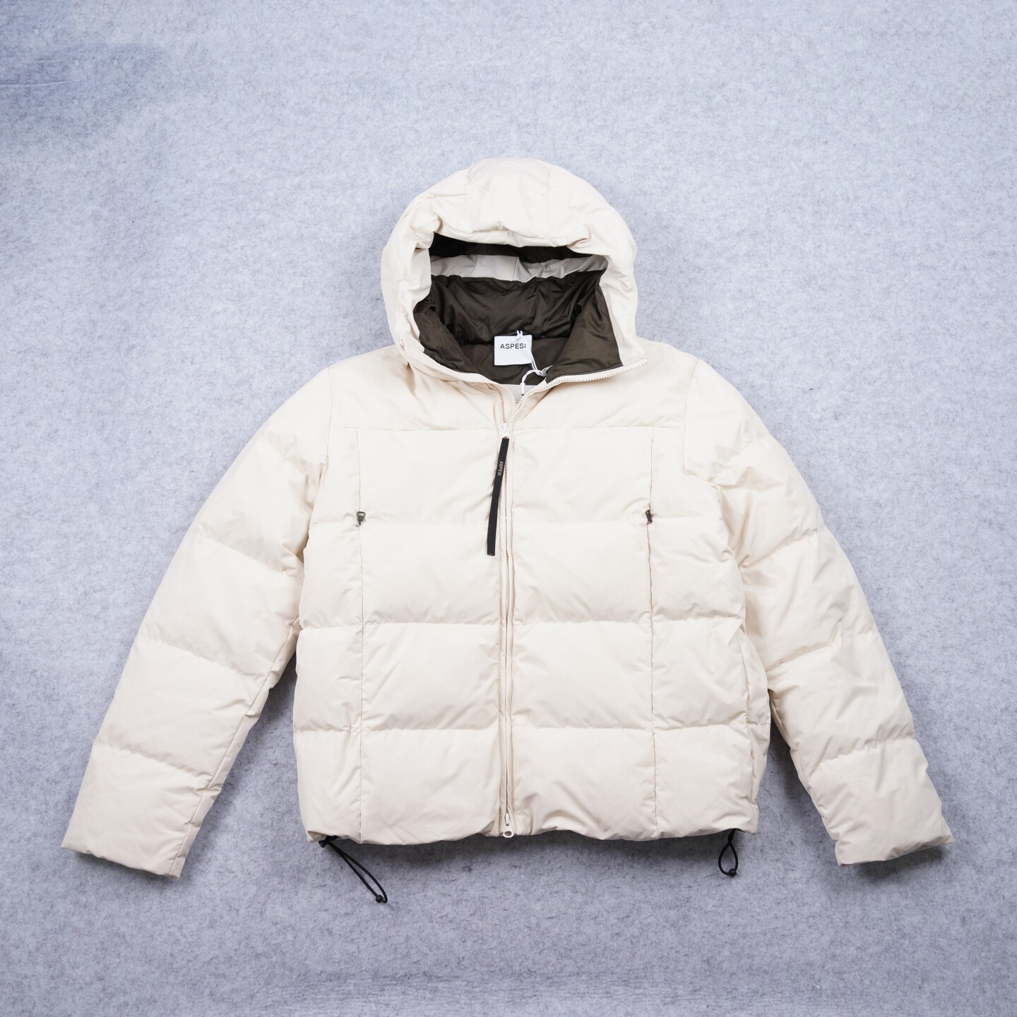 保加利亚原产ASPESI防风泼水保暖轰炸机羽绒服  公价7730元