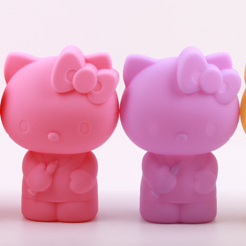 日本Sanrio三丽鸥hellokitty猫矽胶立体可爱公仔造型笔袋直立笔盒