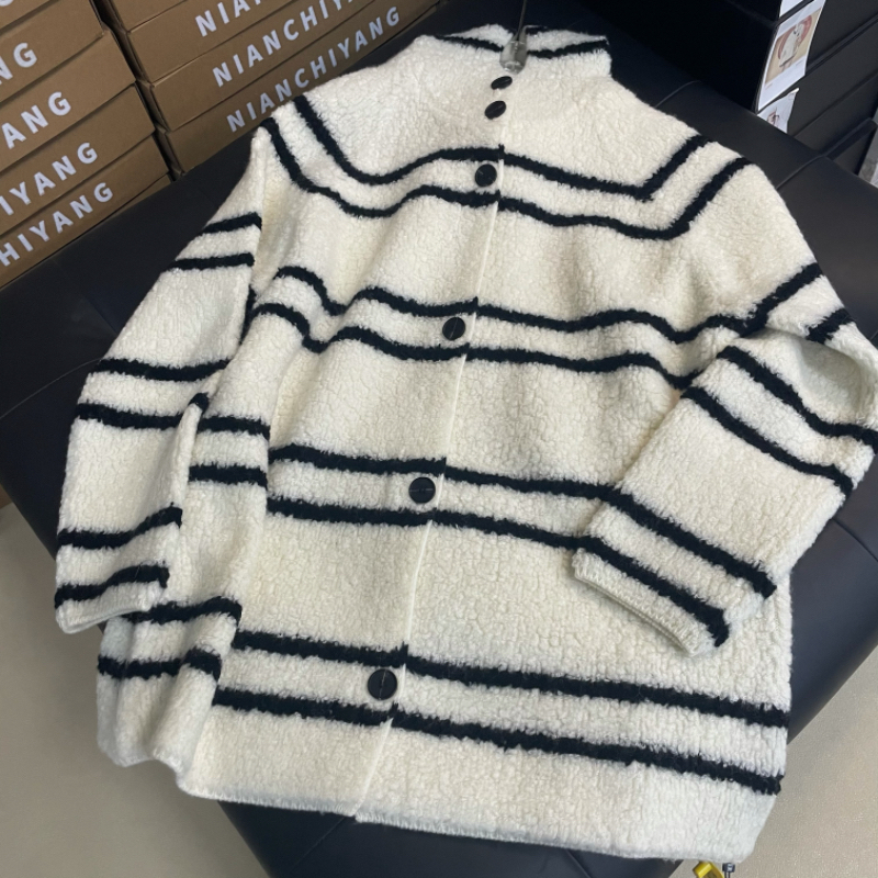 【NYCAFTER】2024秋冬款100美丽诺羊毛条纹连帽衫毛线羊羔绒外套