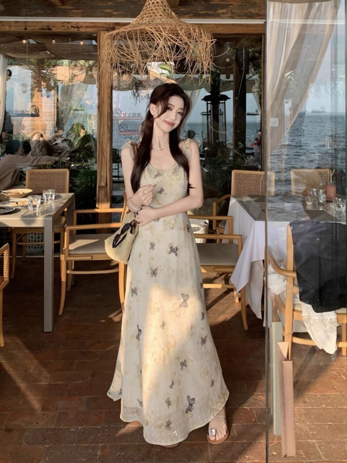 温柔风显瘦蝴蝶吊带连衣裙套装女夏薄款防晒开衫收腰a字裙两件套