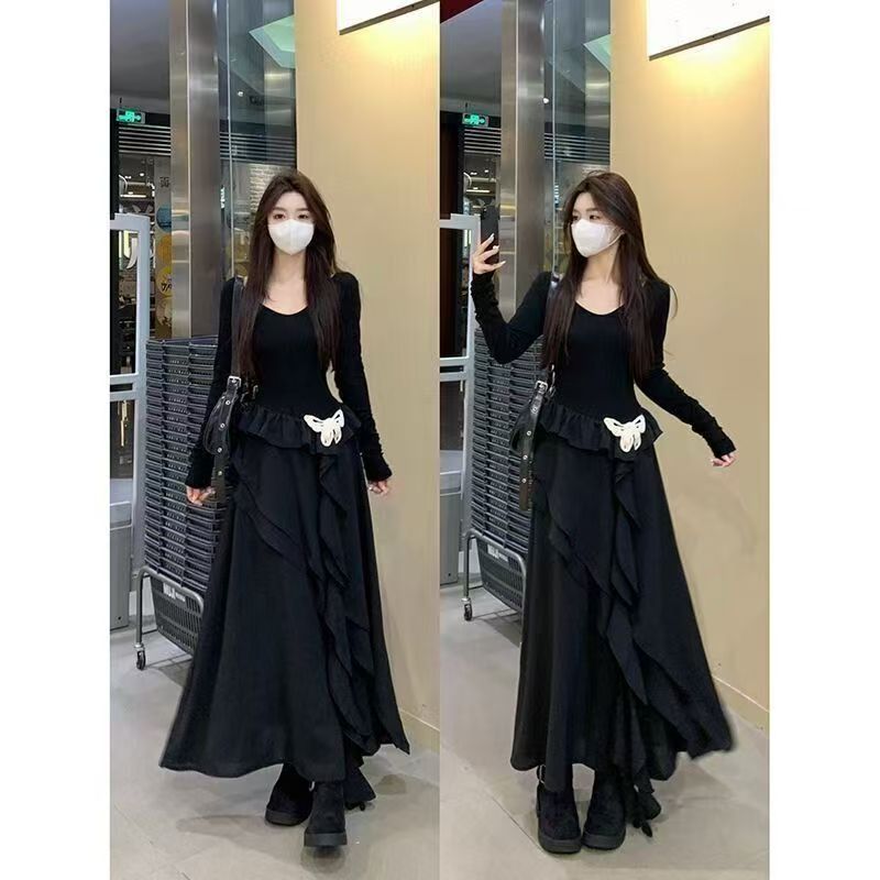 赫本风气质黑色长袖连衣裙子女2025早秋新款小个子不规则收腰长裙