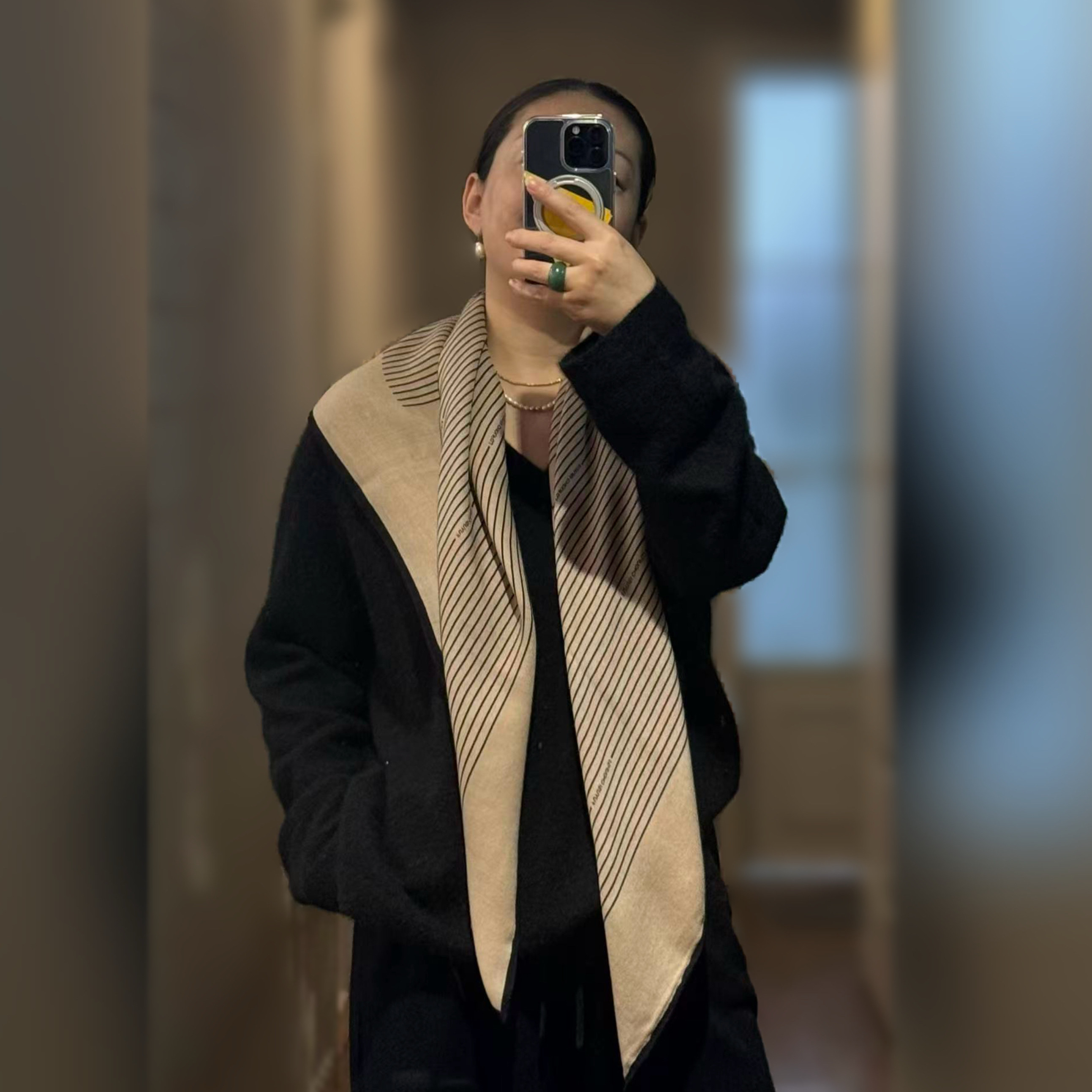 秋冬时尚简约条纹女士围巾真丝羊毛羊绒印花110大方巾多功能披肩