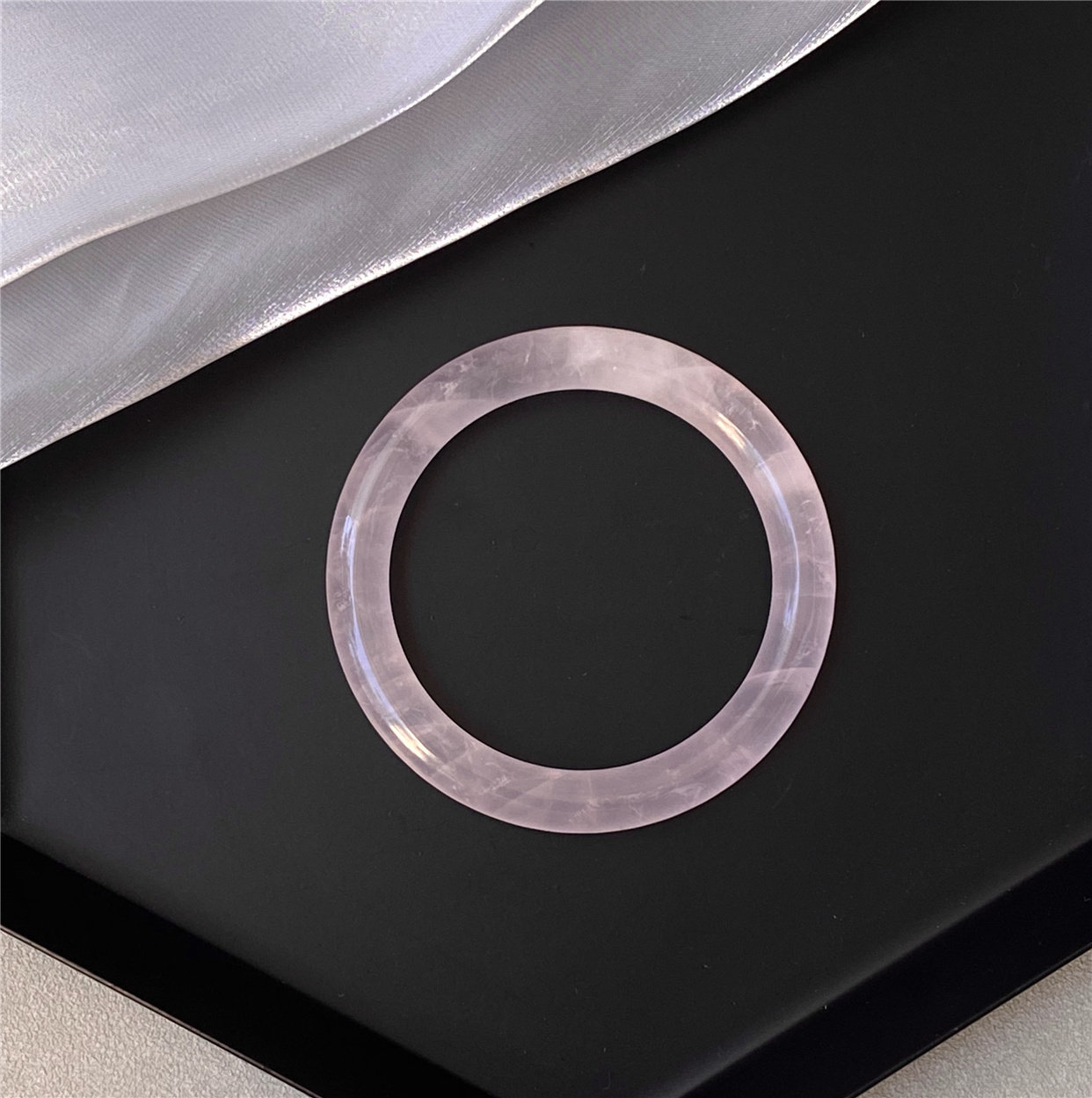 天然马达加斯加粉水晶粉晶手镯女招桃花转运草莓晶叮当镯粉色镯子