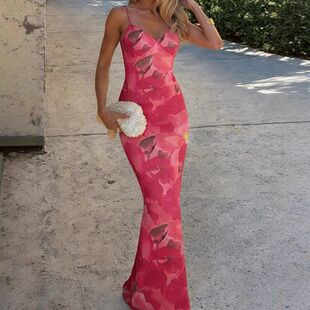 YL26002外贸跨境平台2026夏季 性感v领印花海边度假吊带连衣裙 新款