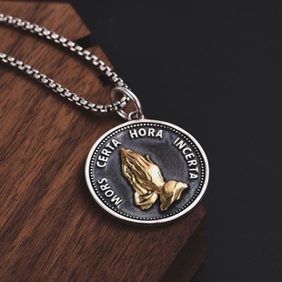 泰银复古欧美风祈祷之手吊坠潮流嘻哈街头小众设计银币项链