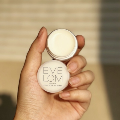 贵妇唇部SPA！太离谱，过分便宜！~EVEL0M唇霜润唇膏7ml正装