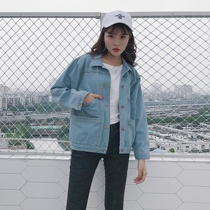 2018春装新款韩版百搭浅色大口袋牛仔外套女宽松学生短款牛仔衣潮