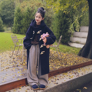 女童藏蓝色毛呢外套秋冬儿童洋气牛角扣连帽大衣小女孩保暖风衣潮