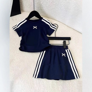 女童藏青色运动套装夏儿童褶皱收腰短袖T恤条杠A字阔腿短裤两件套